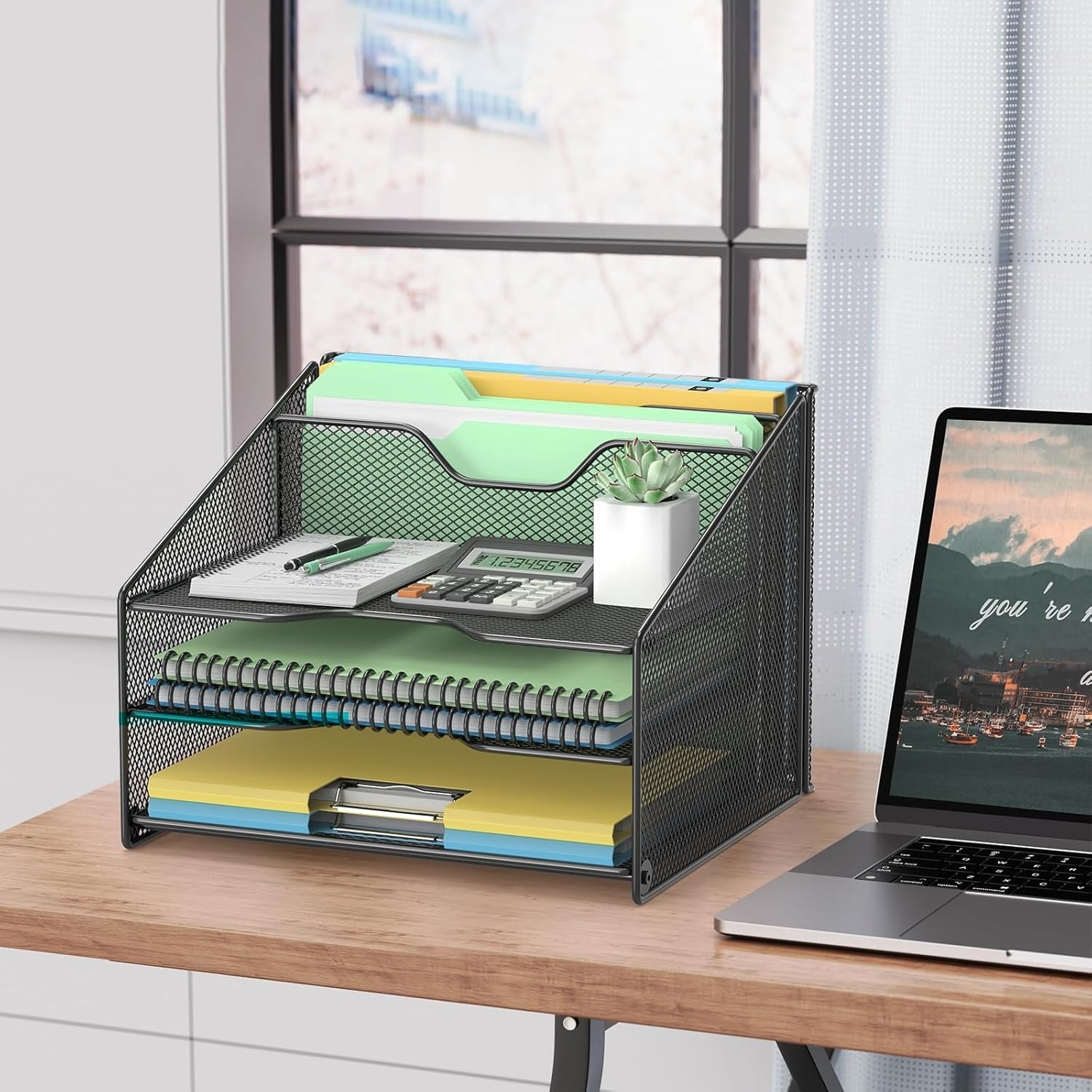 Schreibtisch Organizer mit Aktenhalter, 3-stufiger Papier Organizer+ 2 Vertikalen Fächern, Mesh Metall Schreibtisch Akten Organizer für A4-Aktenordner, Papier, Buch, Bürobedarf